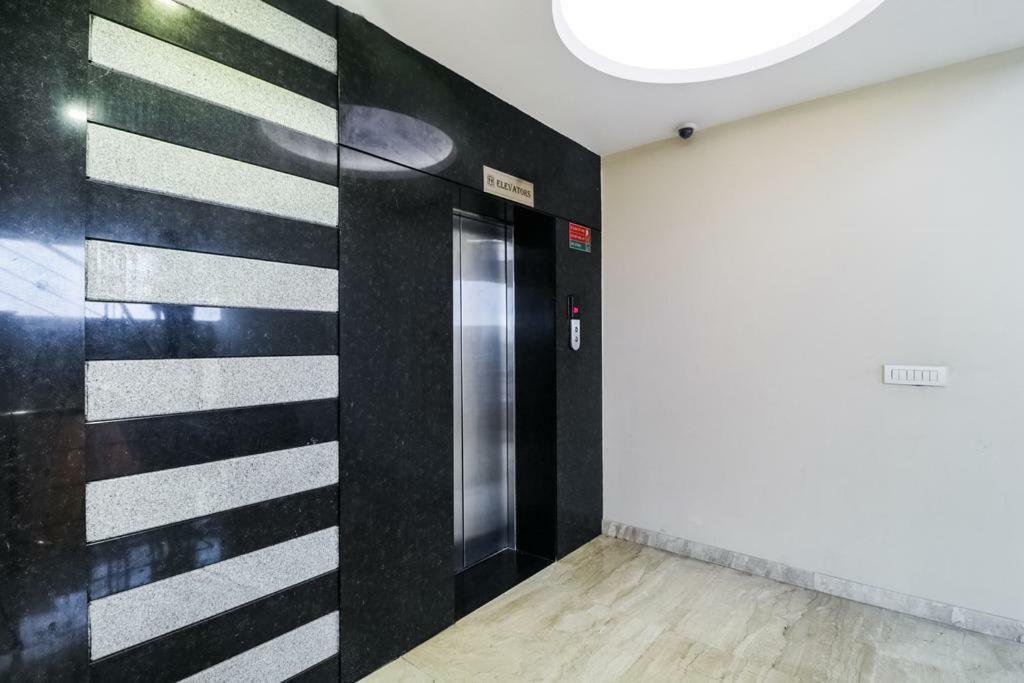 La Silver Leaf Hotel Nawāshahr Eksteriør billede
